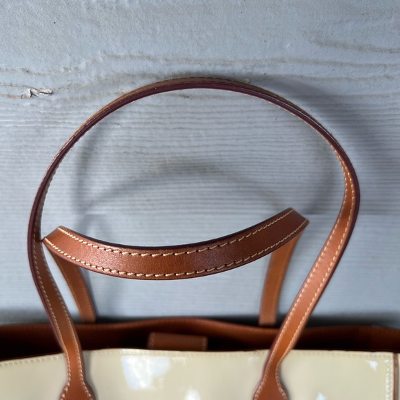 🦆Dooney and Bourke 🦆 - Picture 7 of 10